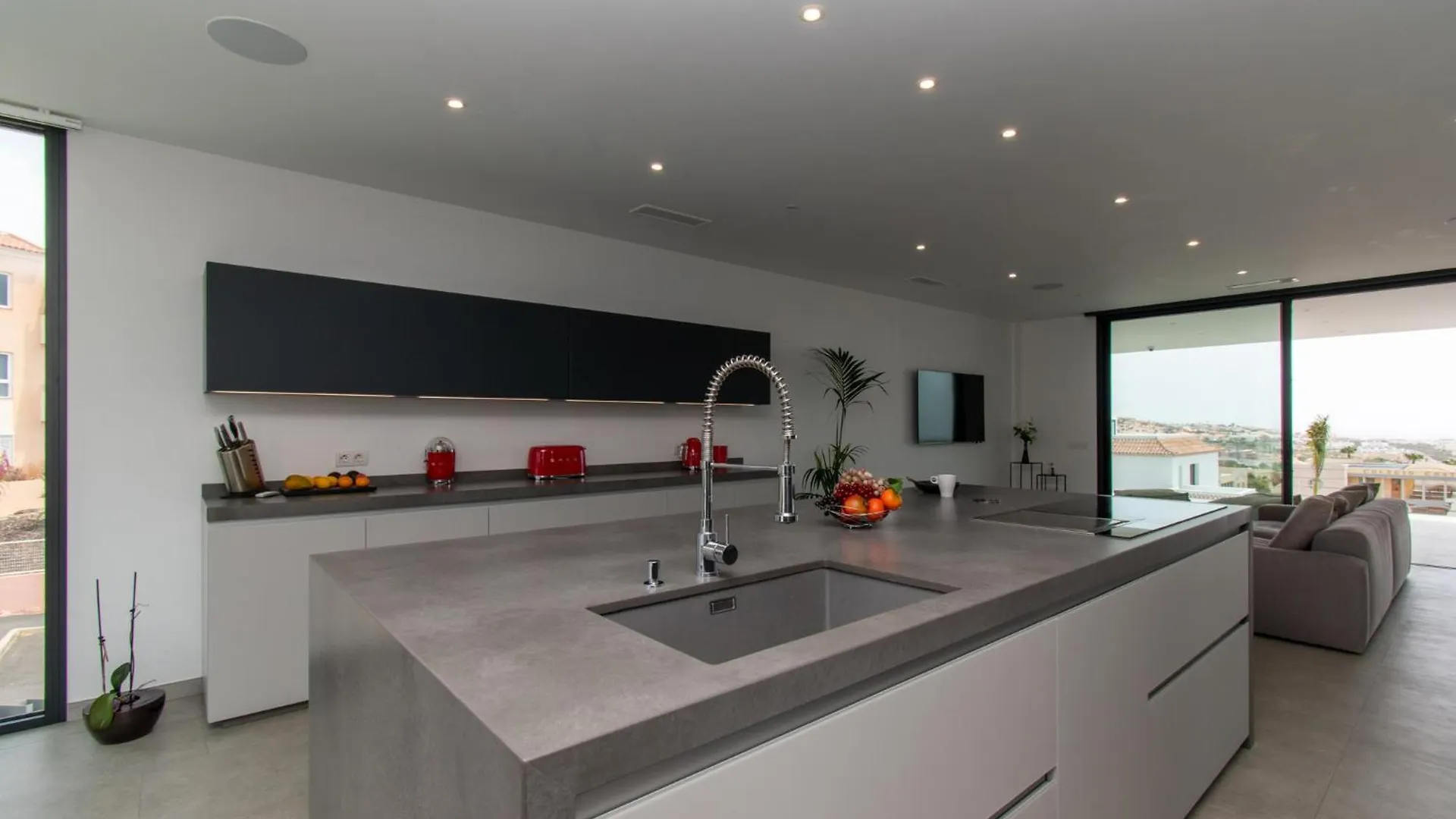 Villa Serenity Stunning 5 Bedroom Villa Costa Adeje