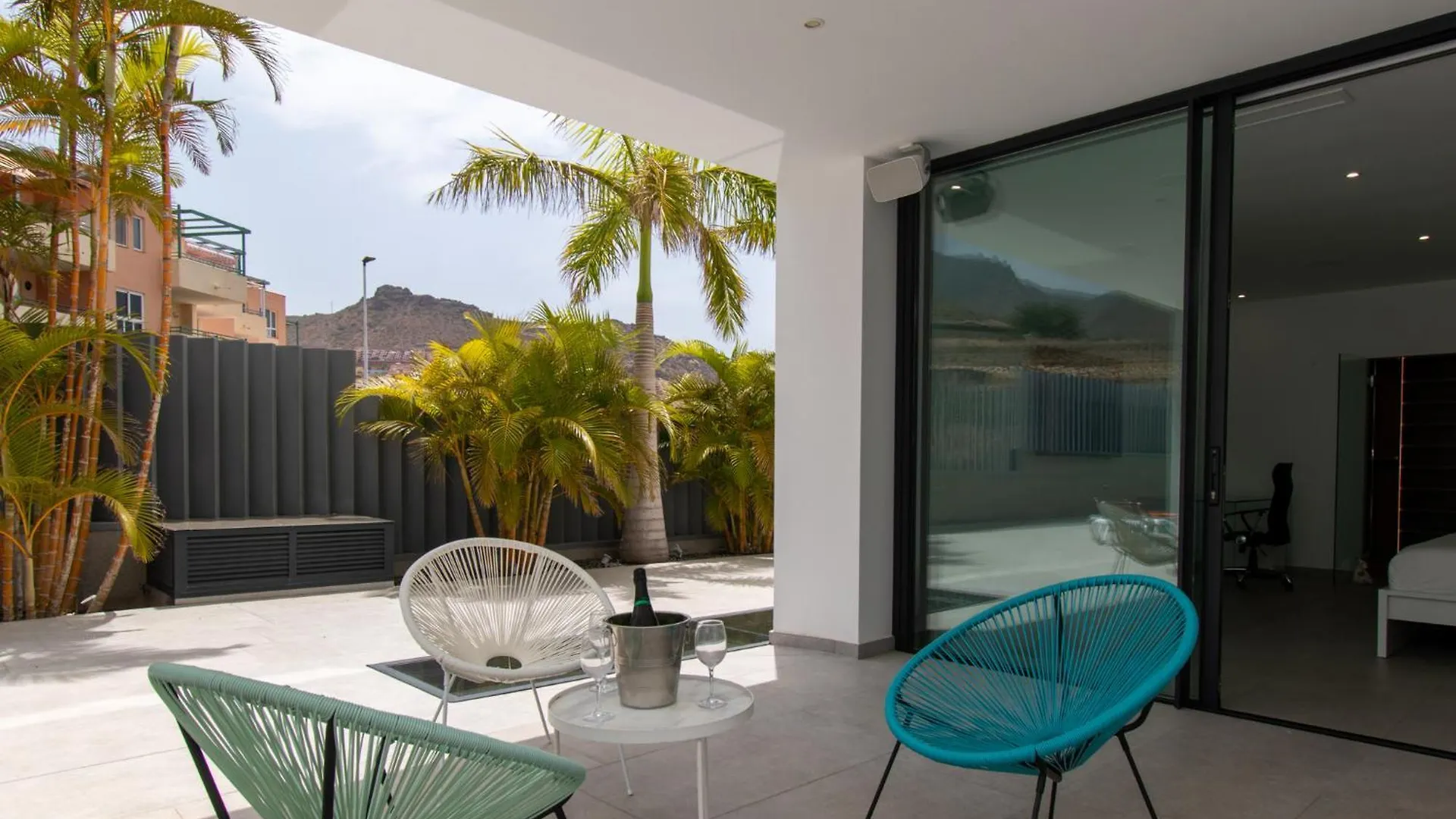 Villa Serenity Stunning 5 Bedroom Villa Costa Adeje  0*, Costa Adeje (Tenerife)
