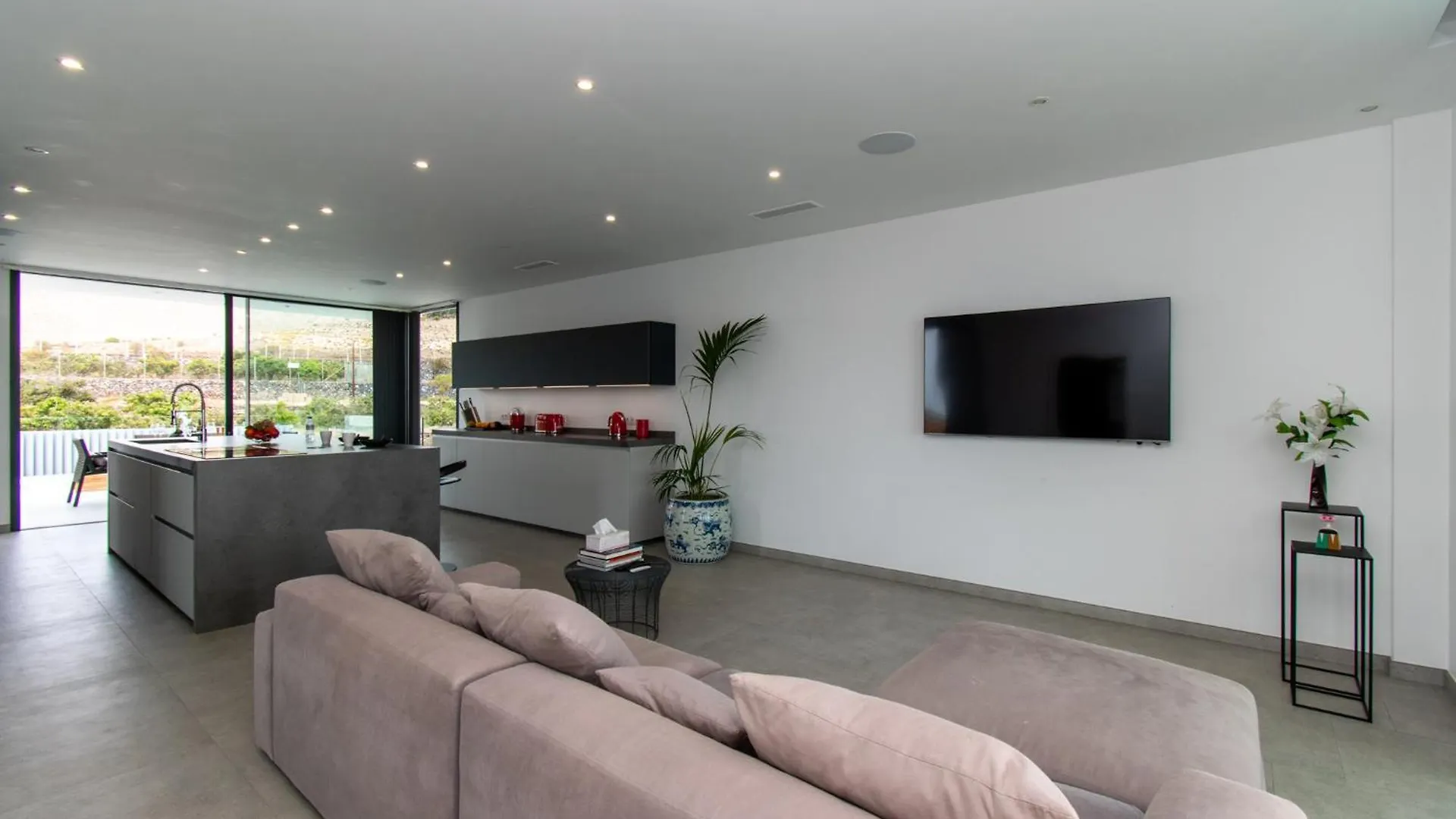 Villa Serenity Stunning 5 Bedroom Villa Costa Adeje